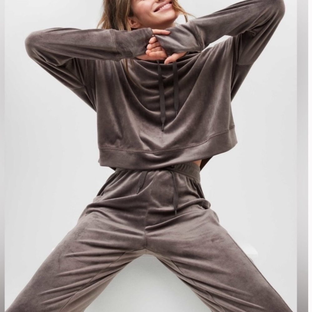 Aerie‎ Gray Velour Track Pants & Joggers